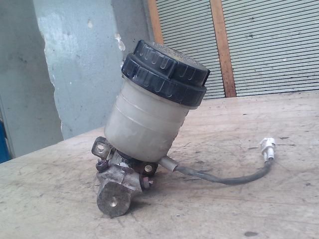 bontott SUZUKI SWIFT II Főfékhenger