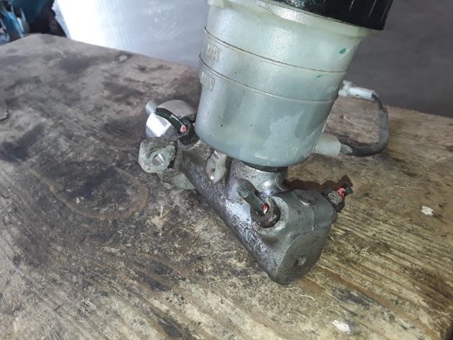 bontott SUZUKI SWIFT II Főfékhenger