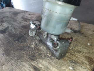 bontott SUZUKI SWIFT II Főfékhenger