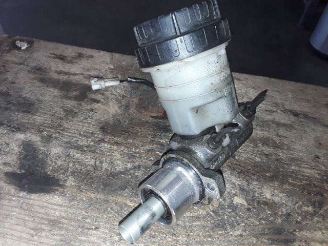 bontott SUZUKI SWIFT II Főfékhenger