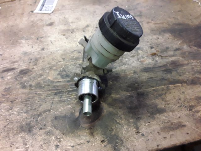 bontott SUZUKI SWIFT II Főfékhenger