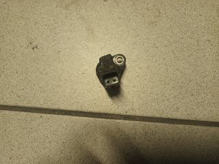 bontott SUZUKI SWIFT II Főtengely Fordulatszám Jeladó