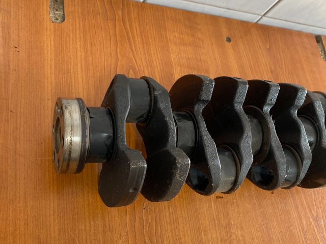 bontott SUZUKI SWIFT II Főtengely (Magában)