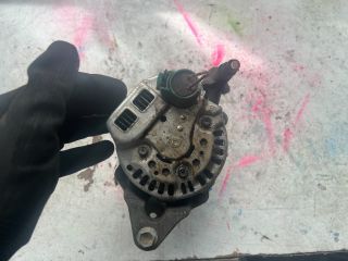 bontott SUZUKI SWIFT II Generátor