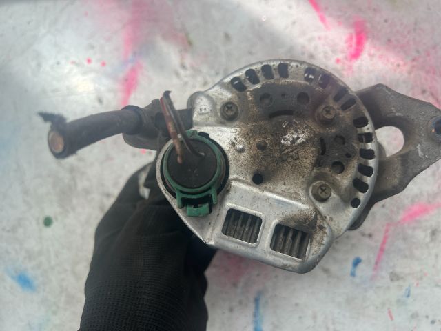 bontott SUZUKI SWIFT II Generátor