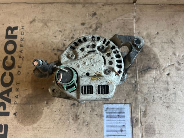 bontott SUZUKI SWIFT II Generátor