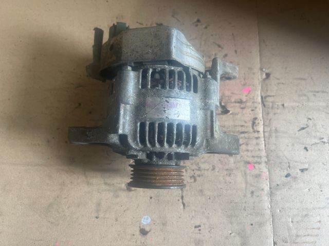 bontott SUZUKI SWIFT II Generátor