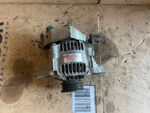 bontott SUZUKI SWIFT II Generátor