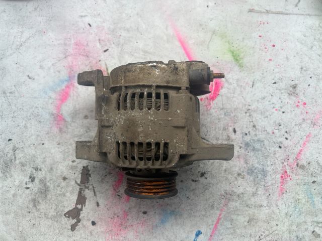 bontott SUZUKI SWIFT II Generátor