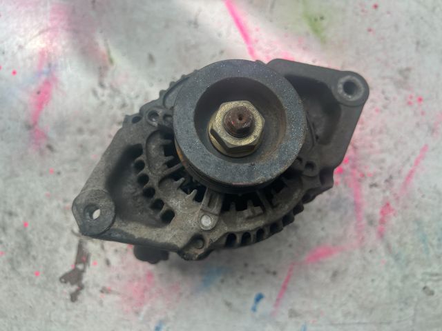 bontott SUZUKI SWIFT II Generátor