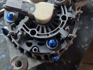 bontott SUZUKI SWIFT II Generátor