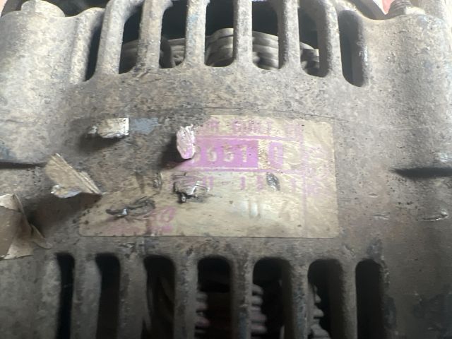 bontott SUZUKI SWIFT II Generátor