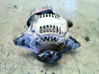 bontott SUZUKI SWIFT II Generátor