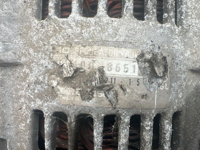 bontott SUZUKI SWIFT II Generátor