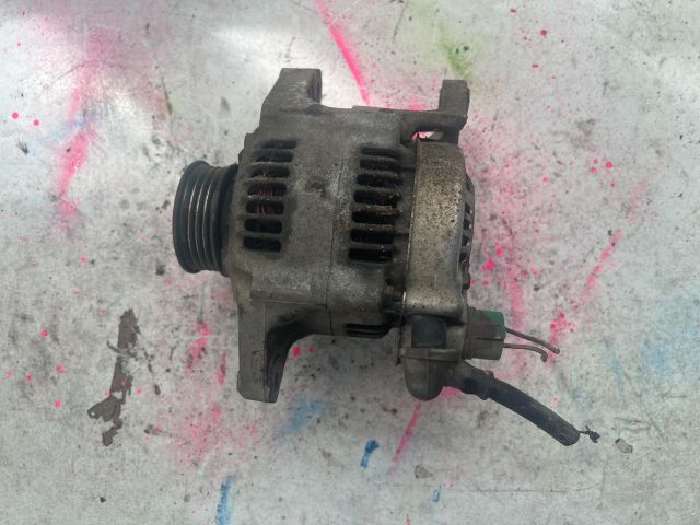 bontott SUZUKI SWIFT II Generátor