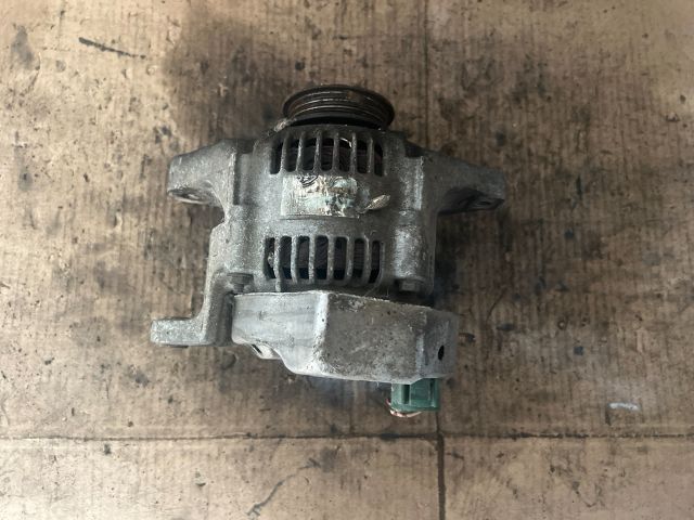 bontott SUZUKI SWIFT II Generátor