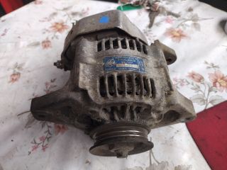 bontott SUZUKI SWIFT II Generátor