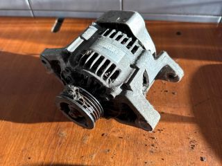 bontott SUZUKI SWIFT II Generátor