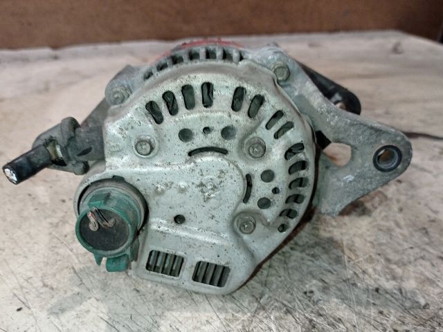 bontott SUZUKI SWIFT II Generátor