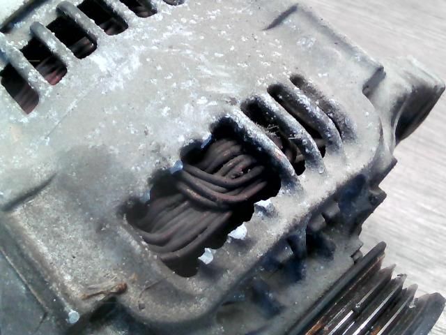 bontott SUZUKI SWIFT II Generátor