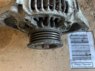 bontott SUZUKI SWIFT II Generátor