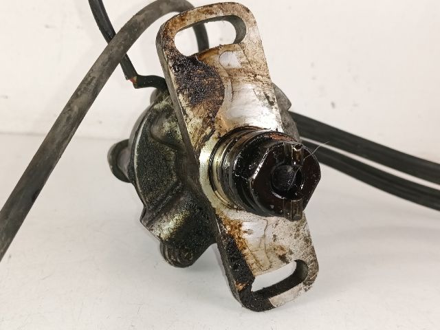 bontott SUZUKI SWIFT II Gyújtáselosztó és Gyertya Kábel