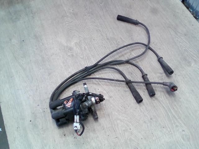 bontott SUZUKI SWIFT II Gyújtáselosztó és Gyertya Kábel