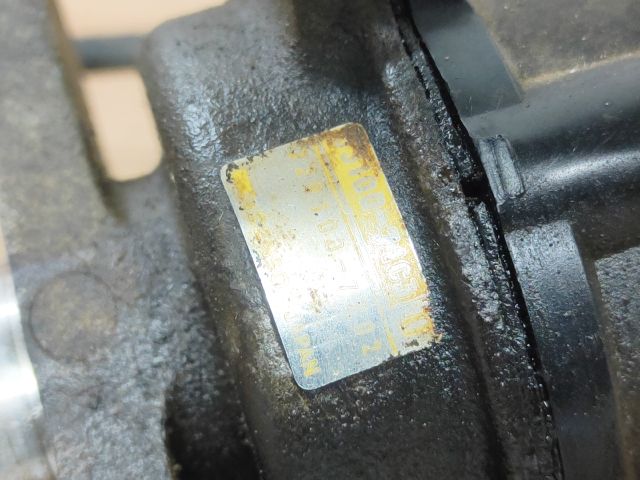 bontott SUZUKI SWIFT II Gyújtáselosztó