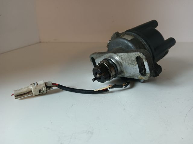 bontott SUZUKI SWIFT II Gyújtáselosztó