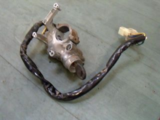 bontott SUZUKI SWIFT II Gyújtáskapcsoló Házzal