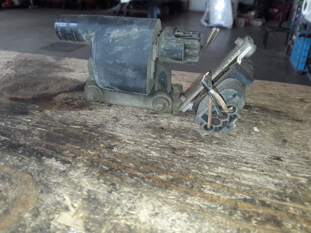 bontott SUZUKI SWIFT II Gyújtótrafó