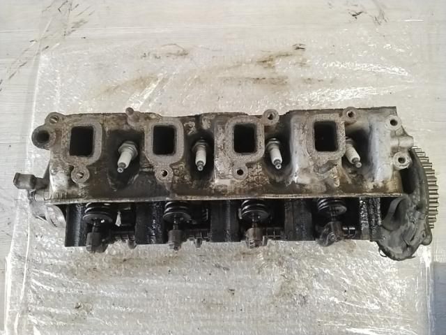 bontott SUZUKI SWIFT II Hengerfej