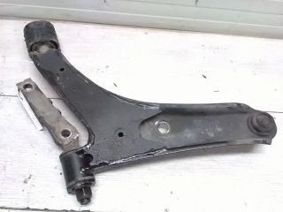 bontott SUZUKI SWIFT II Jobb első Lengőkar