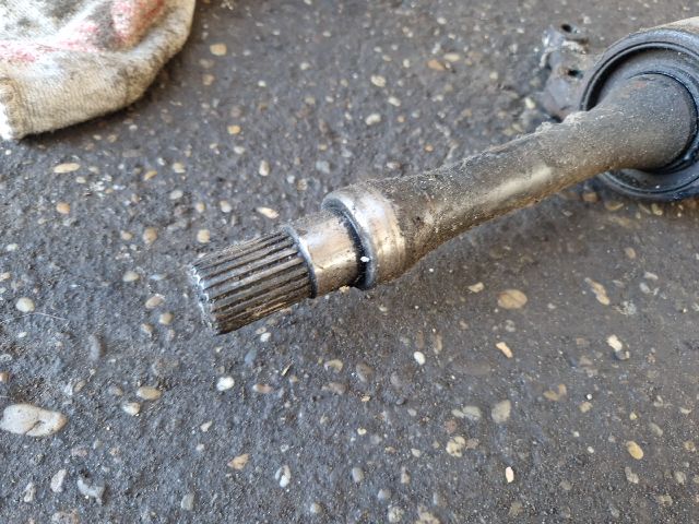 bontott SUZUKI SWIFT II Jobb Féltengely