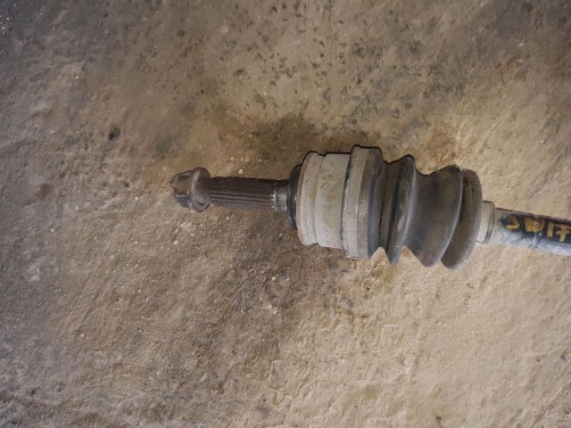 bontott SUZUKI SWIFT II Jobb Féltengely