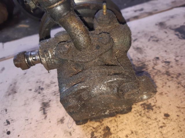 bontott SUZUKI SWIFT II Kormányszervó Motor (Hidraulikus)