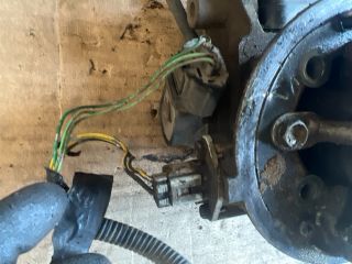 bontott SUZUKI SWIFT II Központi Injektor