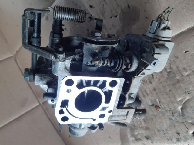 bontott SUZUKI SWIFT II Központi Injektor