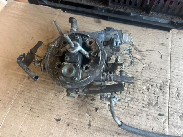 bontott SUZUKI SWIFT II Központi Injektor