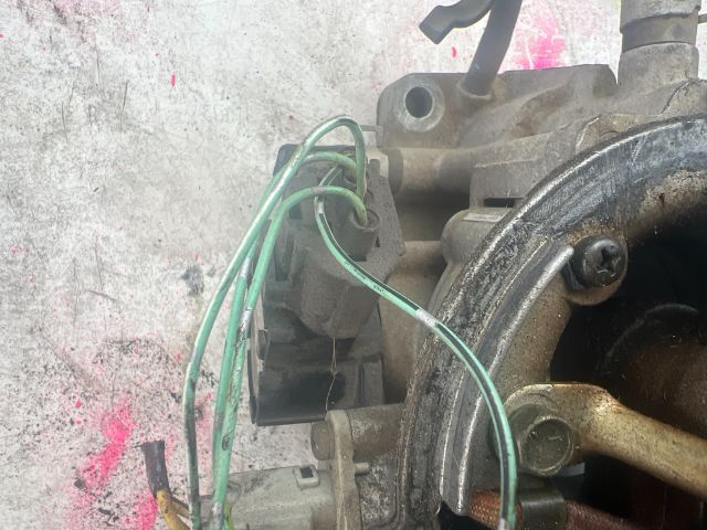 bontott SUZUKI SWIFT II Központi Injektor