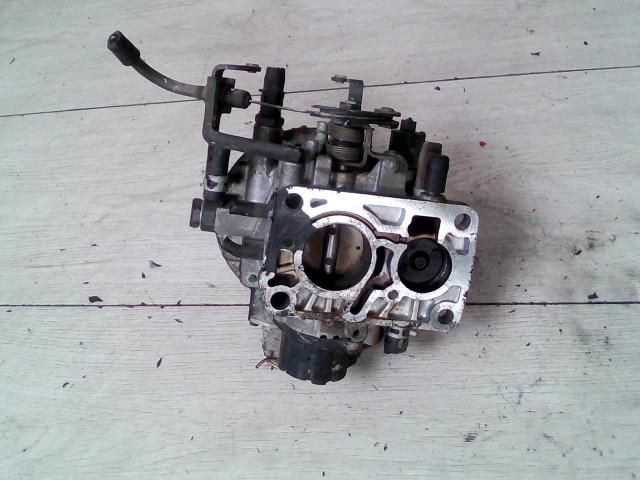 bontott SUZUKI SWIFT II Központi Injektor