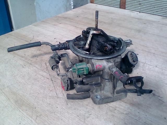 bontott SUZUKI SWIFT II Központi Injektor