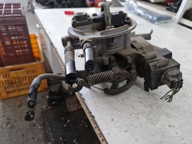 bontott SUZUKI SWIFT II Központi Injektor