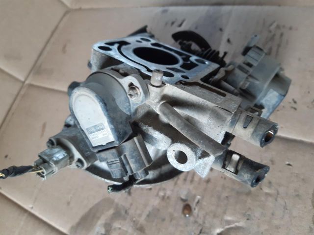 bontott SUZUKI SWIFT II Központi Injektor