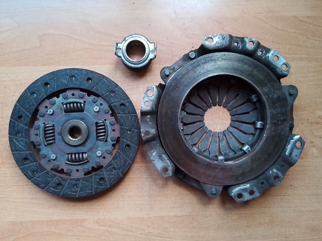 bontott SUZUKI SWIFT II Kuplung Szett (Szerkezet, Tárcsa)