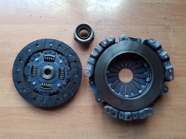 bontott SUZUKI SWIFT II Kuplung Szett (Szerkezet, Tárcsa)