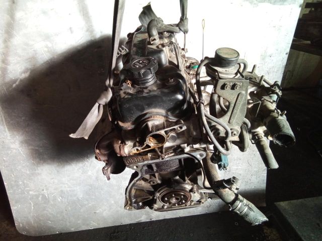 bontott SUZUKI SWIFT II Motor (Fűzött blokk hengerfejjel)