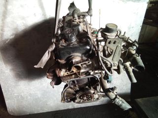 bontott SUZUKI SWIFT II Motor (Fűzött blokk hengerfejjel)