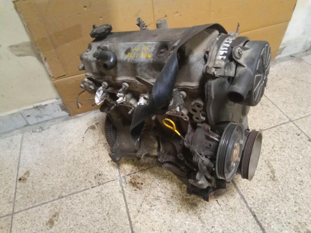 bontott SUZUKI SWIFT II Motor (Fűzött blokk hengerfejjel)