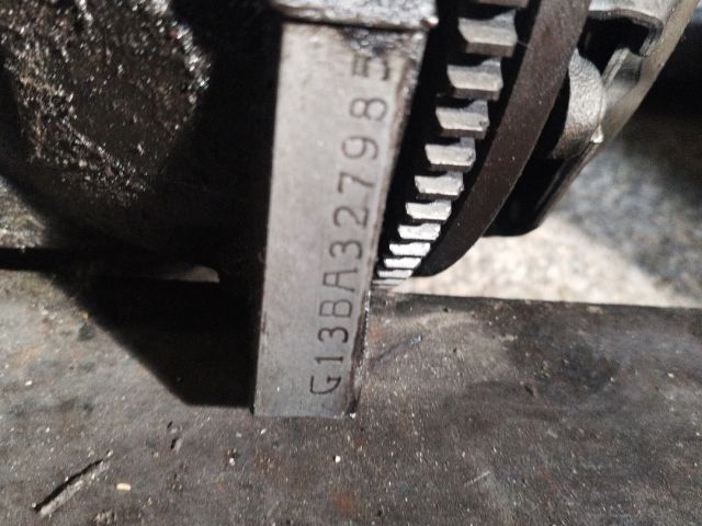 bontott SUZUKI SWIFT II Motor (Fűzött blokk hengerfejjel)